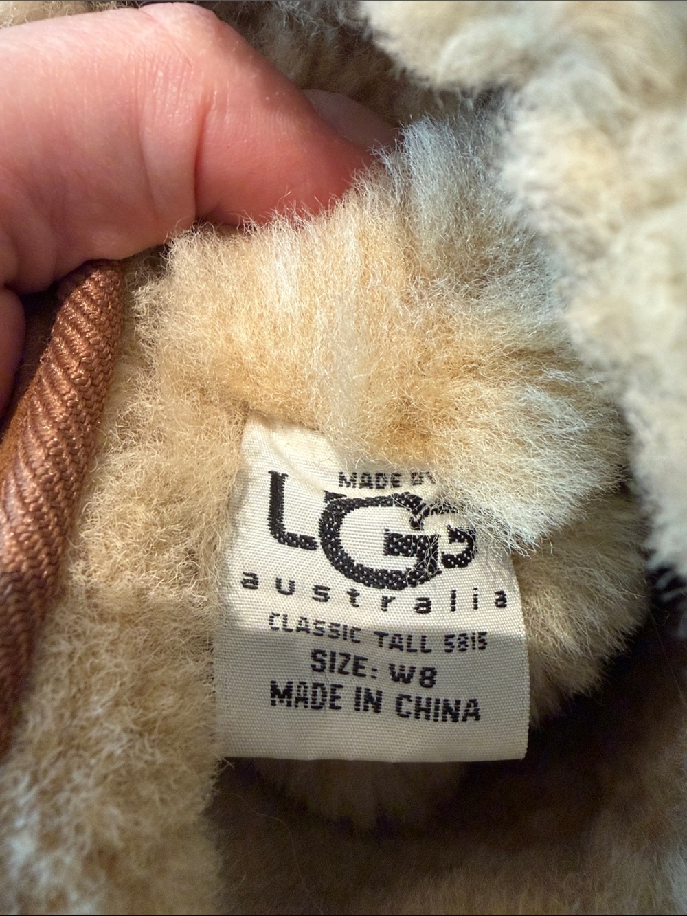 UGG
Classic Tall Boots Chestnut women’s size 8 - Picture 5 of 13